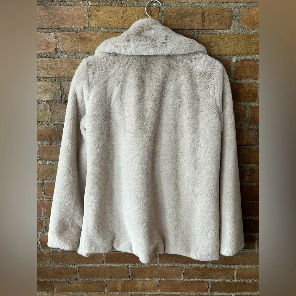 Rachel Zoe gorgeous faux fur jacket. Color is cream with a subtle pink tint. - Picture 2 of 5